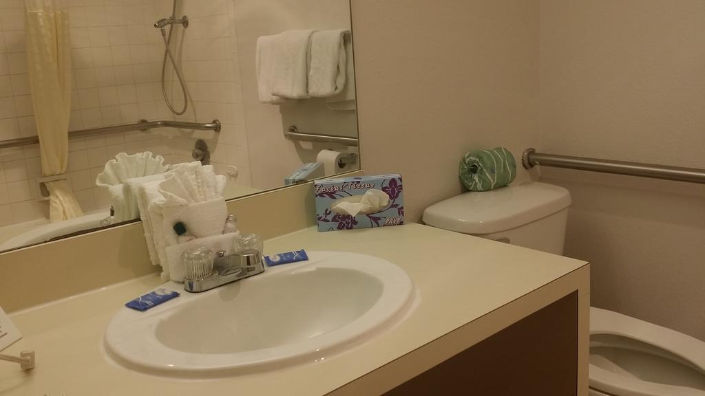 Guest House Inn Medical District Near Texas Tech Univ 拉伯克 客房 照片