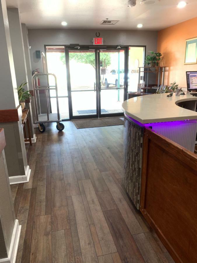 Guest House Inn Medical District Near Texas Tech Univ 拉伯克 外观 照片